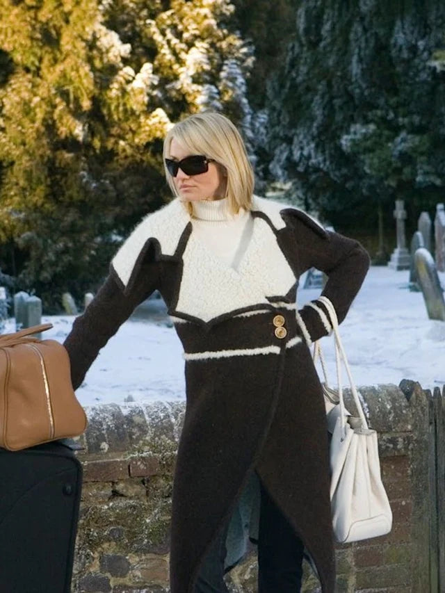 Cameron Diaz's Holiday Coat