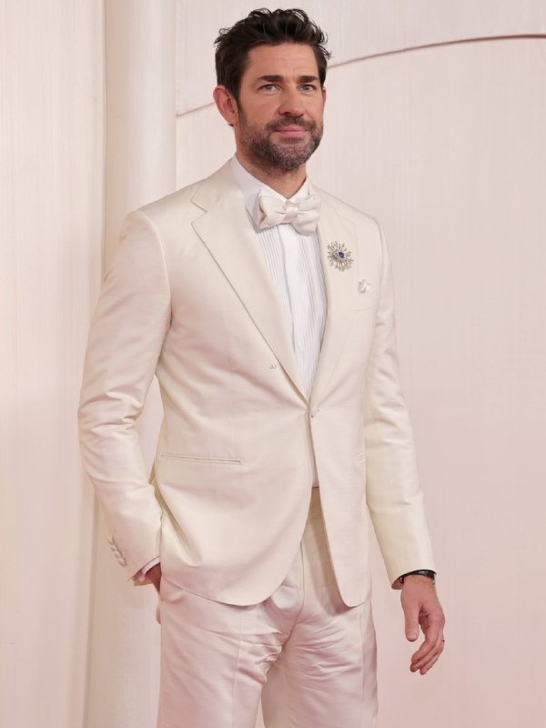 John Krasinski Oscar 2024 White Suit