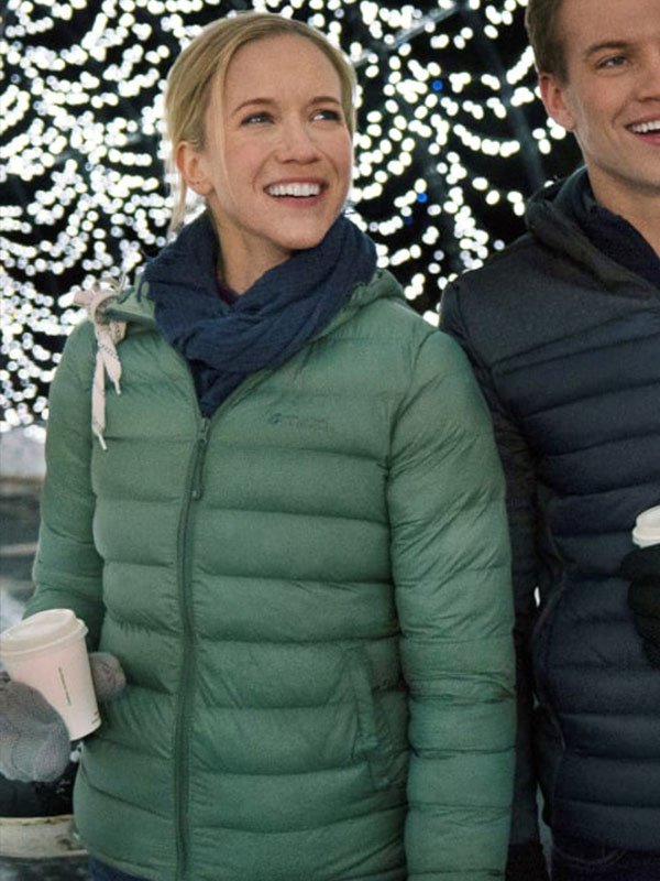 Amazing Winter Romance Jessy Schram Green Puffer Hooded Jacket