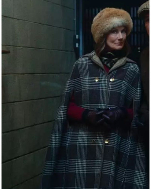 The Gentlemen S01 2024 Joely Richardson Plaid Cape Coat