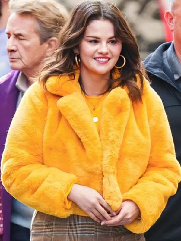 Only Murders in the Building S04 Selena Gomez Yellow Jacket