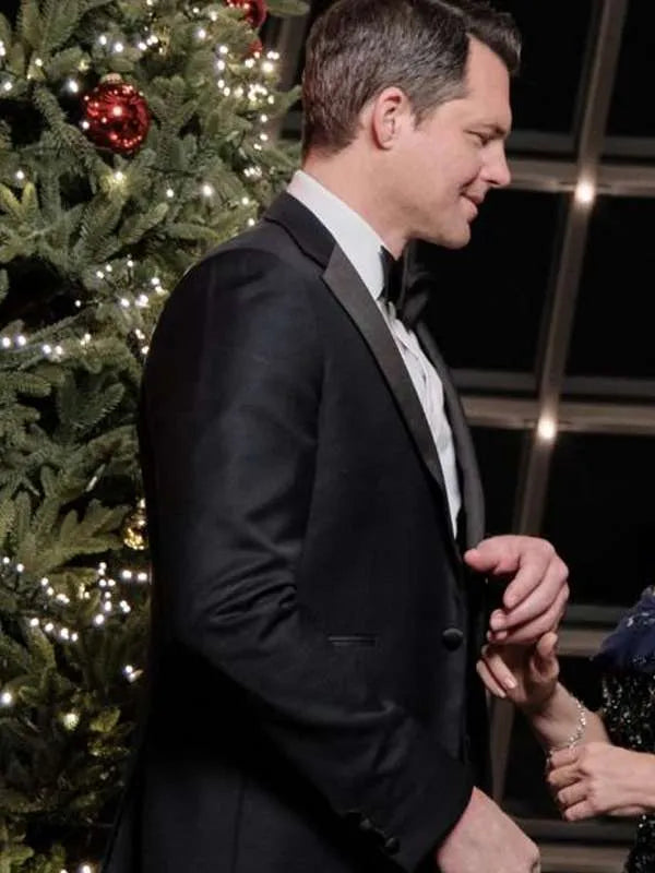 Kristoffer Polaha The Christmas Quest Black Blazer