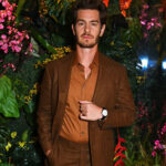 Andrew-Garfield-Brown-Blazer-2