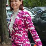 Carrie-Preston-Elsbeth-S02-Floral-Blazer
