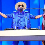 DNC-Roll-Call-2024-DJ-Cassidy-Blue-Suit