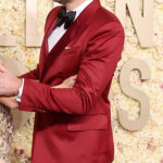 Globe-Awards-John-Krasinski-Blazer-4