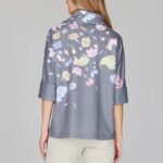 Hillary-Clinton-The-Kelly-Clarkson-Show-2024-Metallic-Grey-Butterfly-Poncho