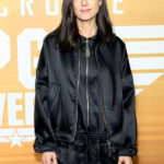 Jennifer-Connelly-Top-Gun-Maverick-2022-Black-Jacket