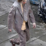 Joker-Folie-a-Deux-Joaquin-Phoenix-Grey-Suit