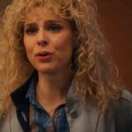 Tv-Series-Stranger-Things-S04-Karen-Wheeler-Coat-1
