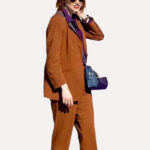 Kinds-Of-Kindness-2024-Emma-Stone-Brown-Suit