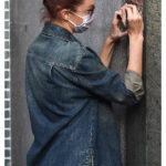 Gigi-Hadid-Denim-Jacket
