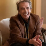 Only-Murders-in-the-Building-Oliver-Putnam-Brown-Blazer