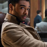 Bridgerton-Rege-Jean-Page-Beige-Tailcoat