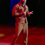 dynamic-performance-kevin-hart-2024-brown-tracksuit-40601415713024