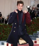 met-gala-shawn-mendes-blue-and-maroon-coat-scaled